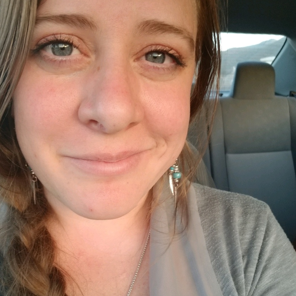 Meet your Posher, Mallory